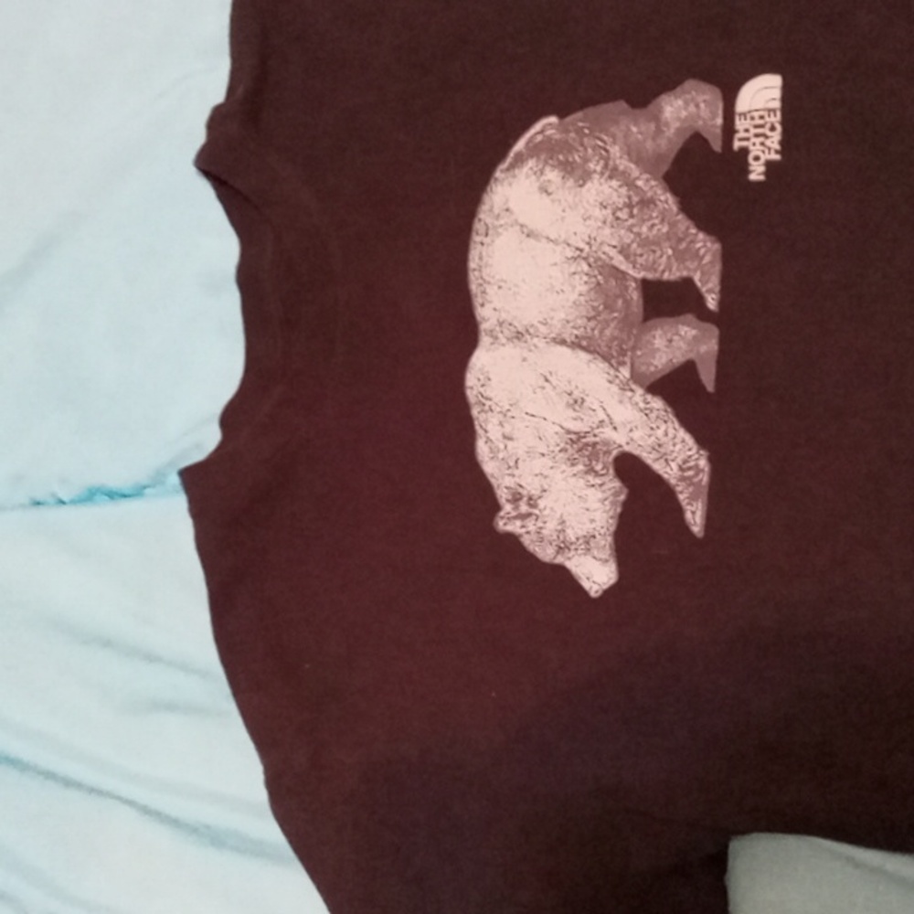 The North Face bear tee. Men's M. Black